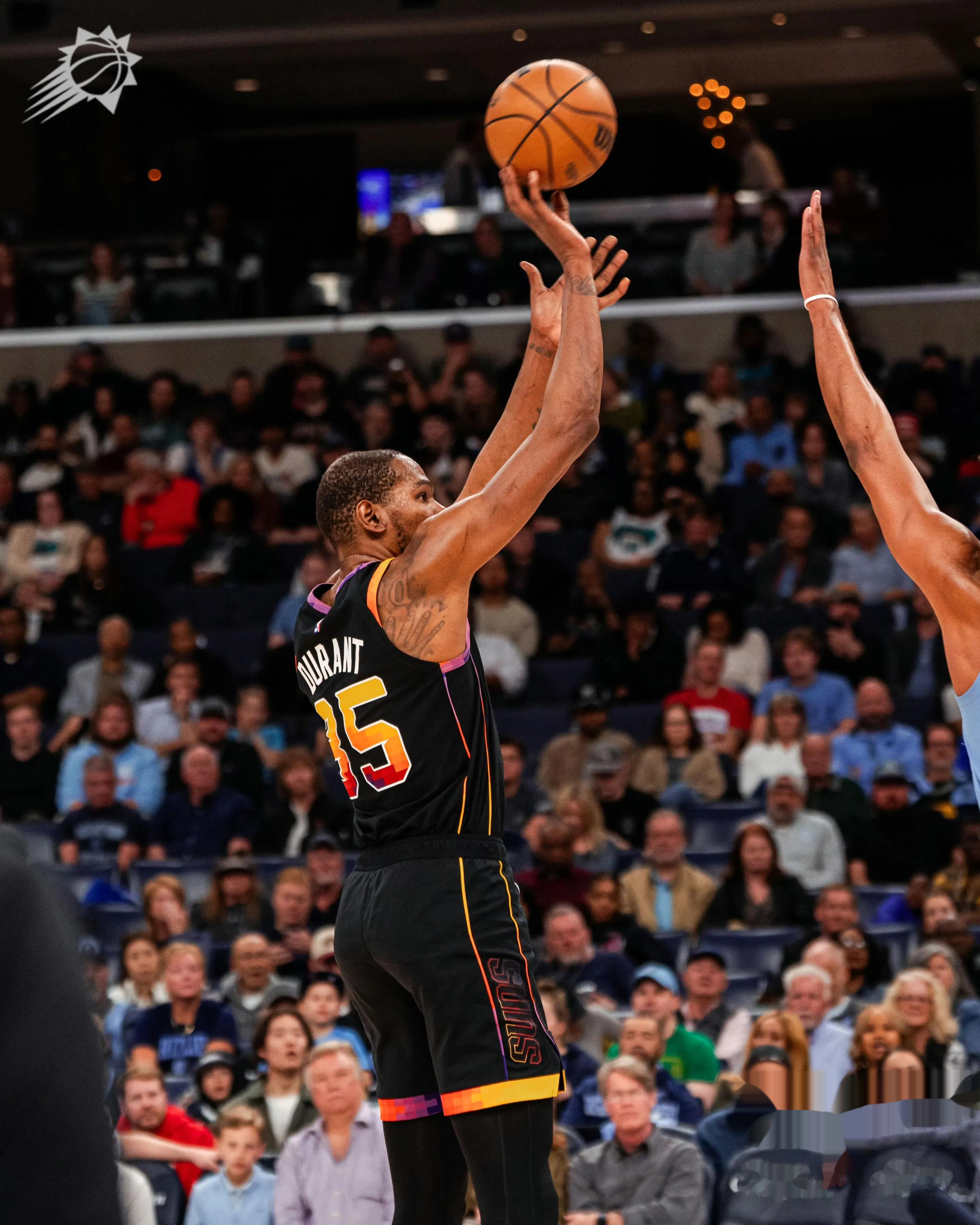 乐动·LDSports(中国)体育官网-杜兰特连续五场比赛得分超过突破纪录，曼联挑战极限！的简单介绍